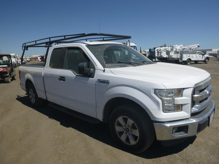 2016-ford-f150-image-2