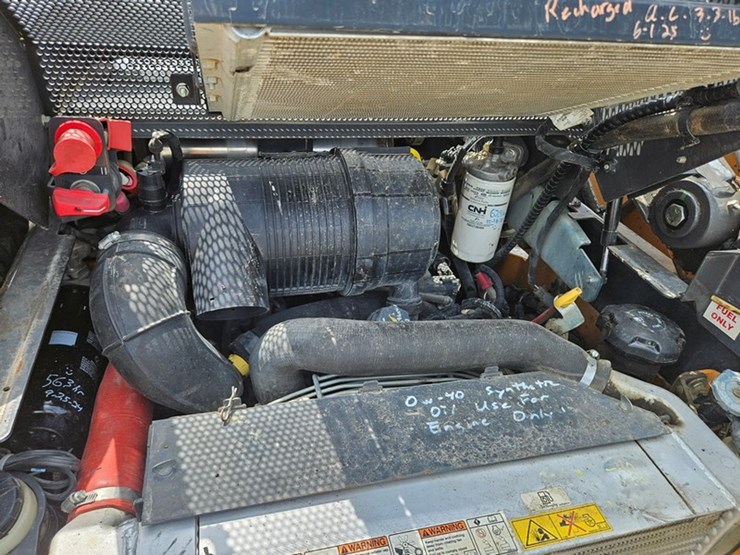 2023-case-tv450b-image-19