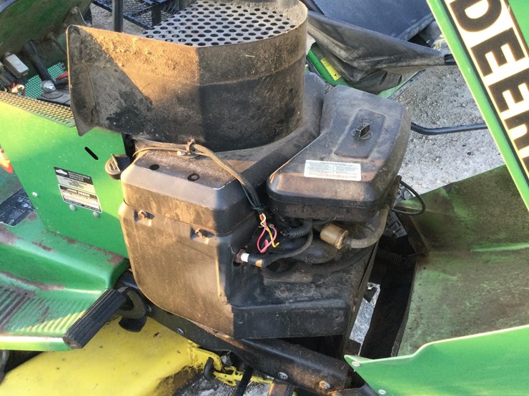 john-deere-116-image-2