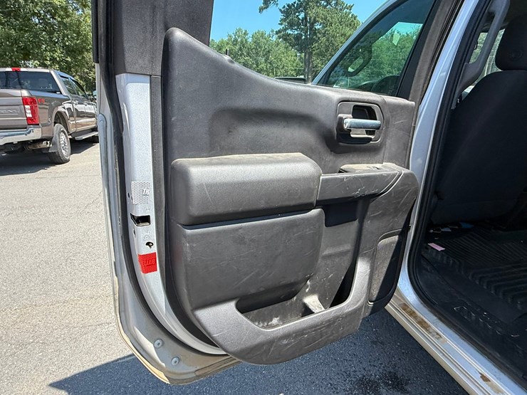 2021-chevrolet-silverado-1500-image-19