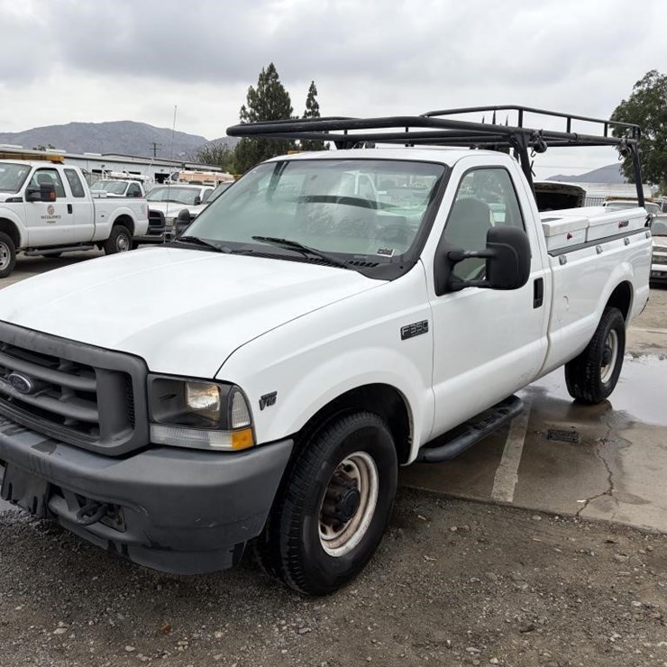 2004 FORD F350