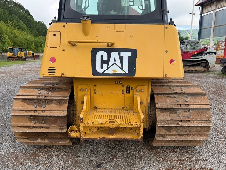 caterpillar-d6k-image-30