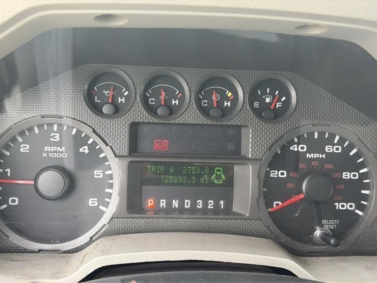 2009-ford-f550-xl-image-14