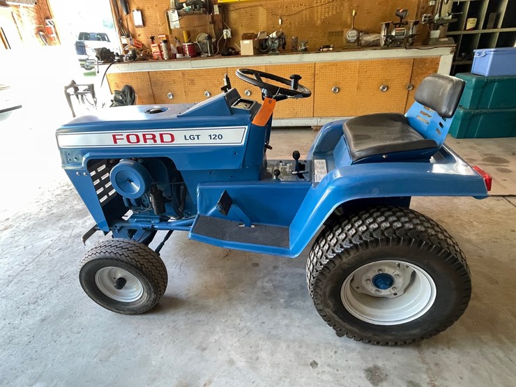 ford-tractor-image-7