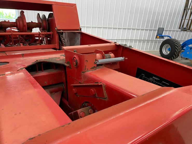 massey-ferguson-1837-image-15