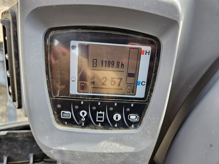 2022-kubota-kx080-4-image-45