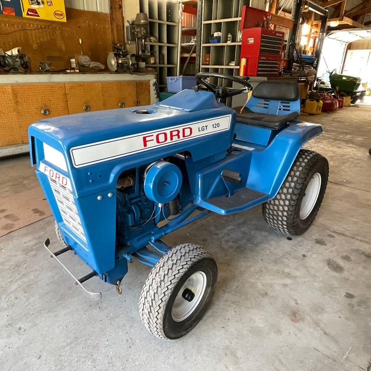 FORD TRACTOR