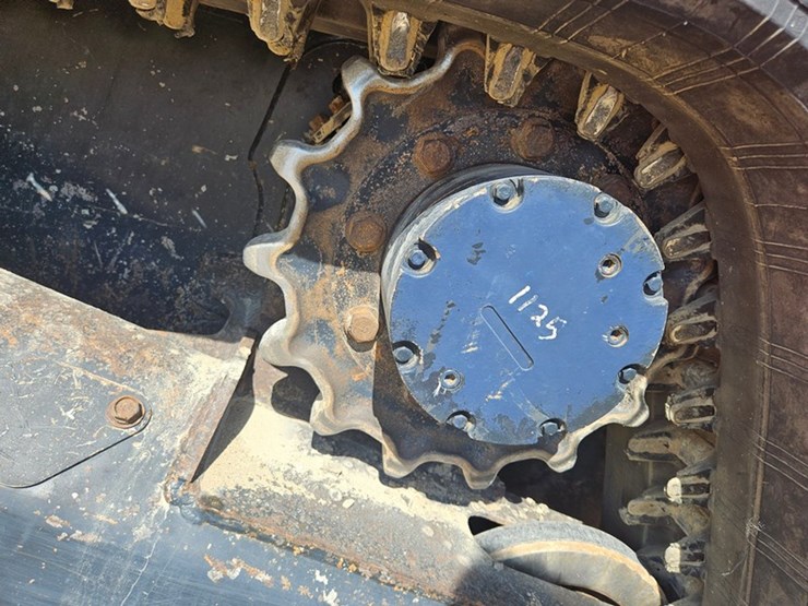 2019-kubota-svl65-2-image-14