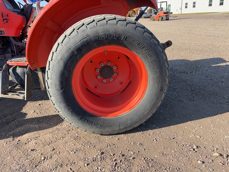 kubota-m6060-image-10