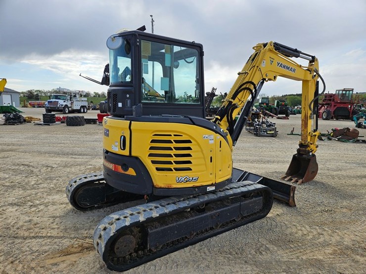 yanmar-vio45-image-5