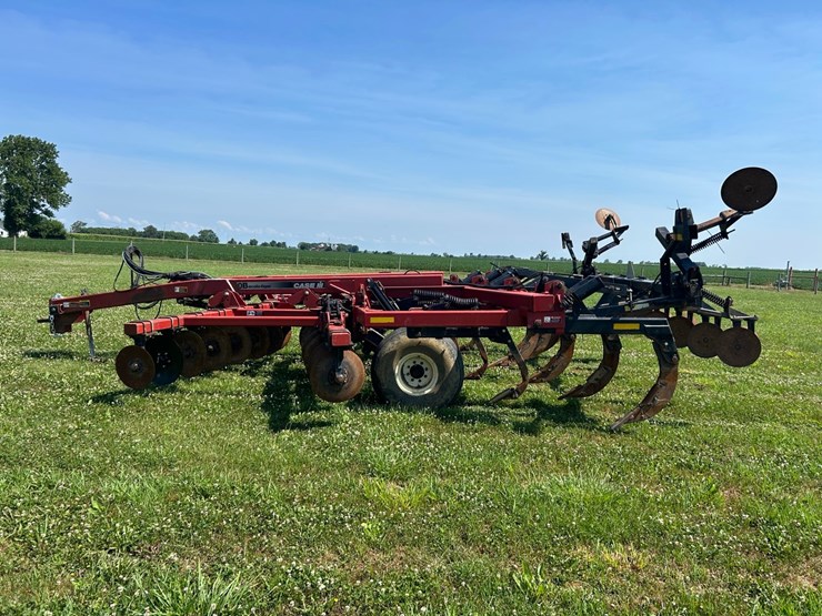 case-ih-730b-ecolo-tiger-ripper-image-6