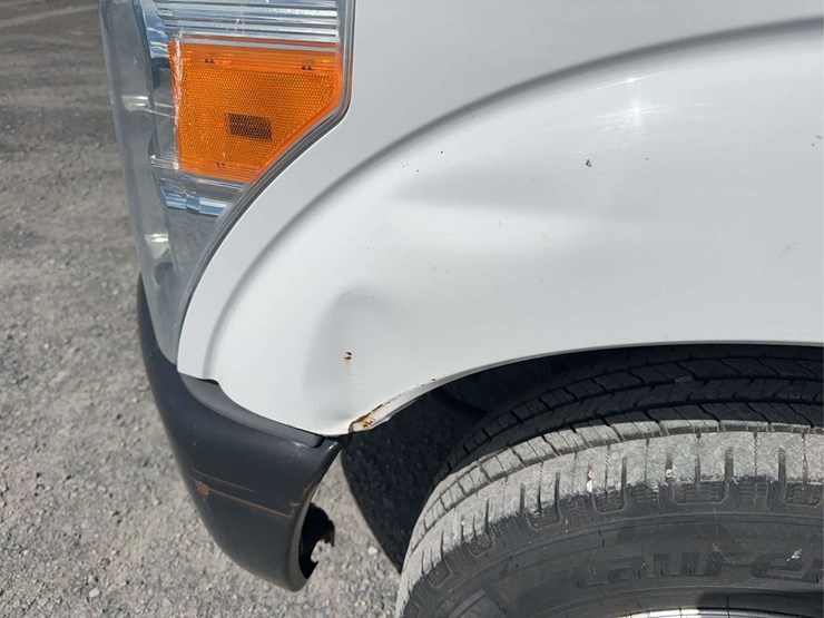 2016-ford-f250-xl-image-19