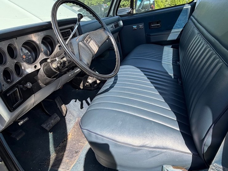 1985-chevrolet-k10-image-29