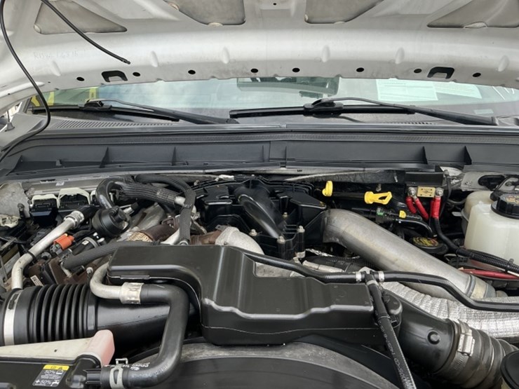 2012-ford-f550-image-14