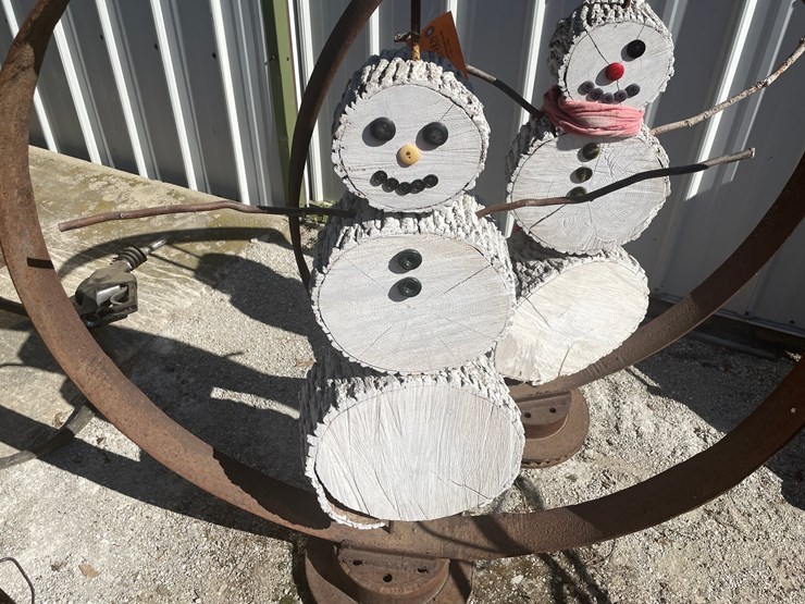 #2130-•-(2)-snowman-yard-art-image-2