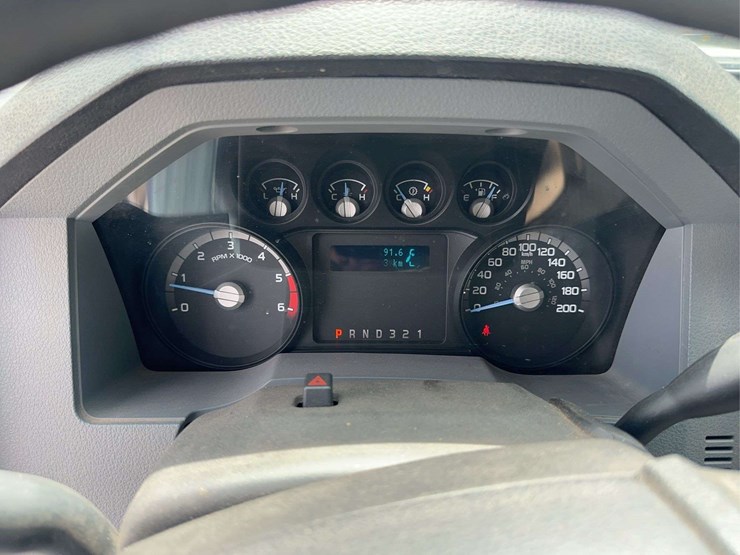 2015-ford-f450-xl-image-29