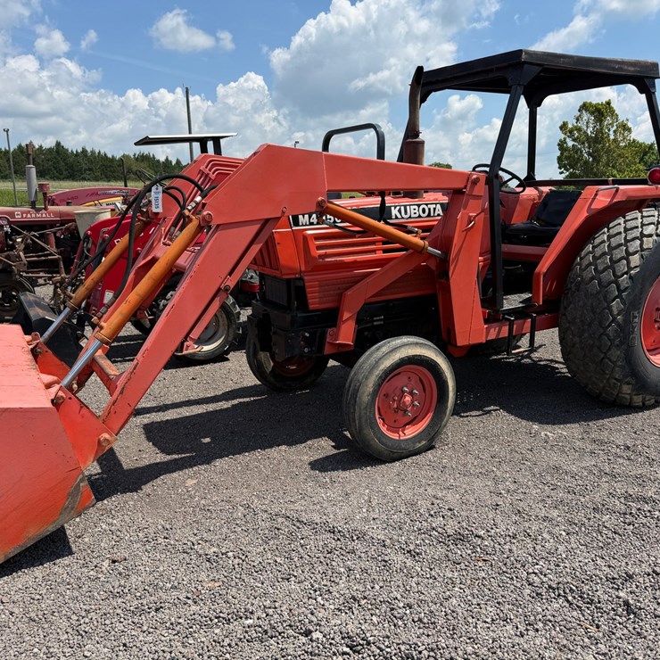 KUBOTA M4950