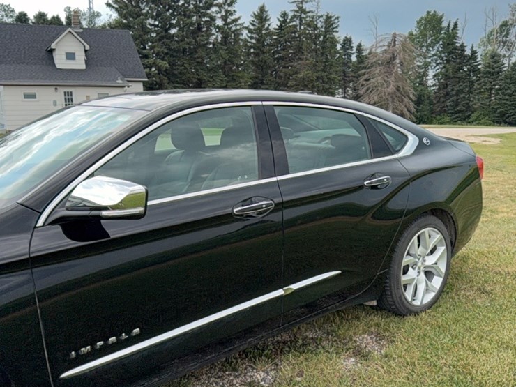 2019-chevy-impala,-4-door,-67,000-miles,-always-well-maintained,-runs-excellent,-ready-to-drive-image-9