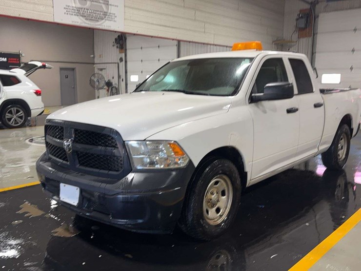 2014-dodge-1500-image-1