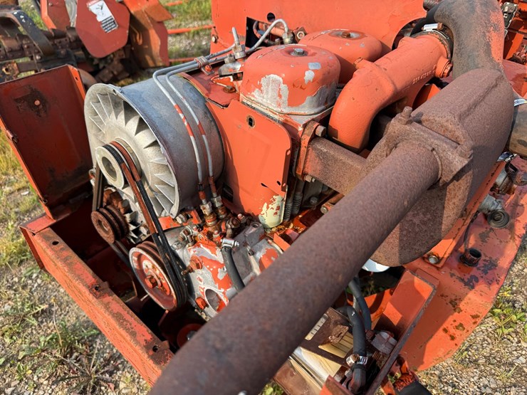 ditch-witch-350sx-image-13