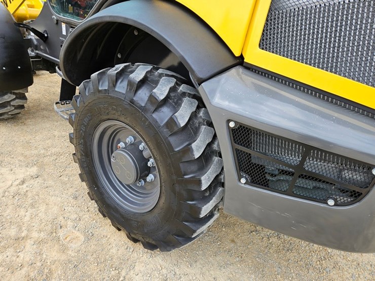 new-holland-w80c-image-44