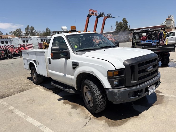 2009-ford-f350-image-2