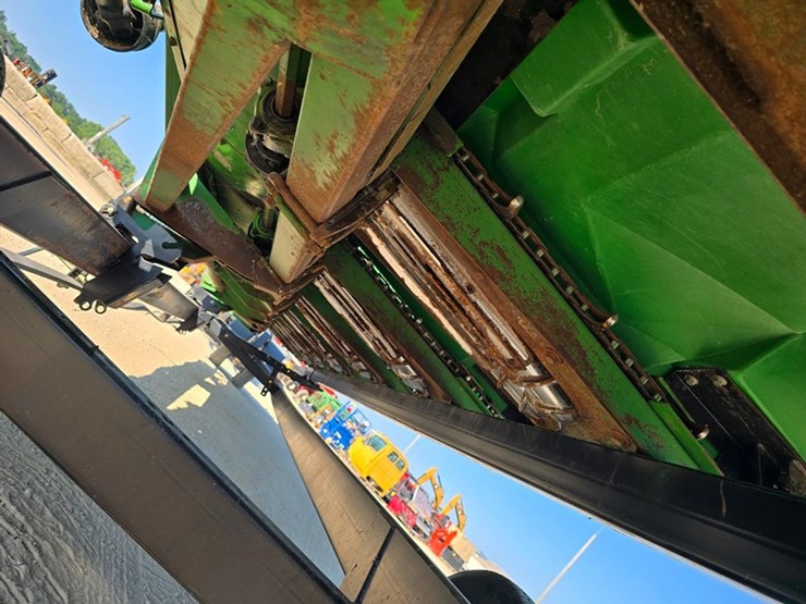 john-deere-8-image-15