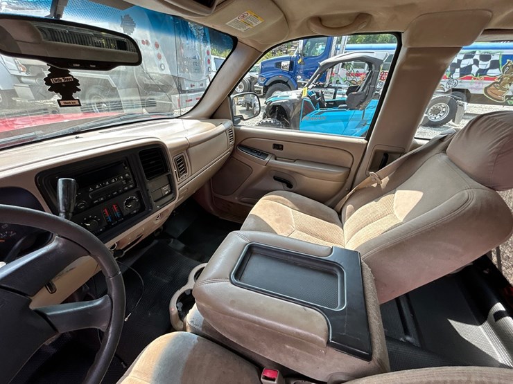 2005-chevrolet-2500-image-43