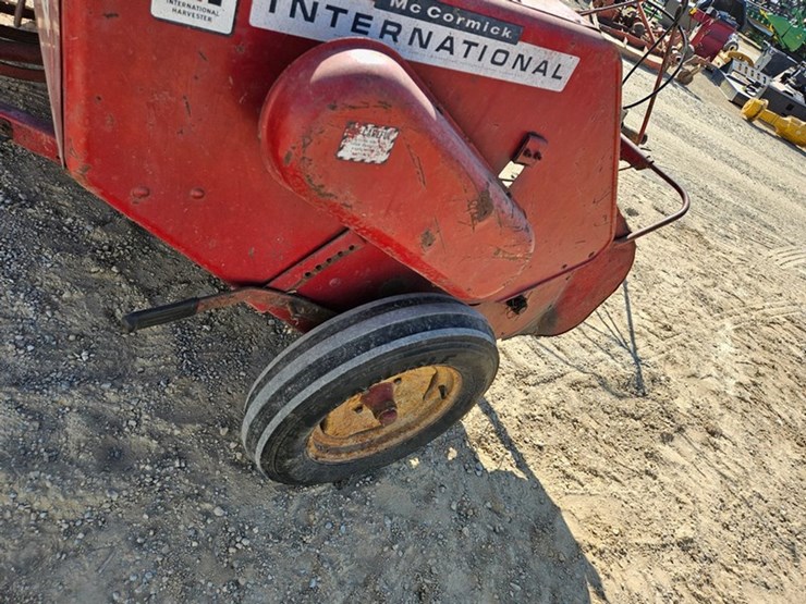 1962-international-46-image-17