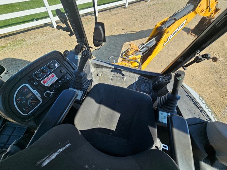jcb-3cx-eco-image-45