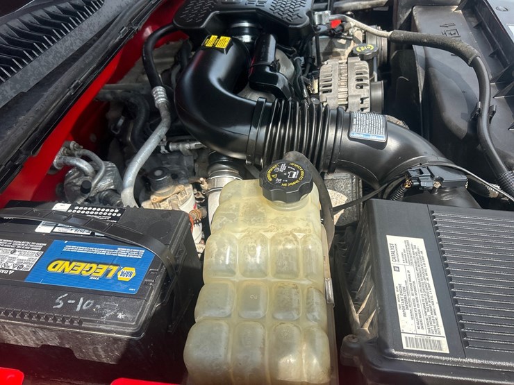2005-chevrolet-2500-image-35