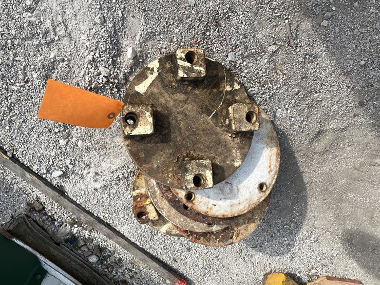#2129-•-(6)-garden-tractor-wheel-weights-image-1