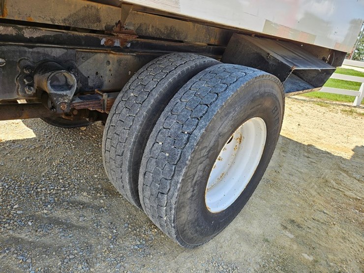 ford-f750-image-61