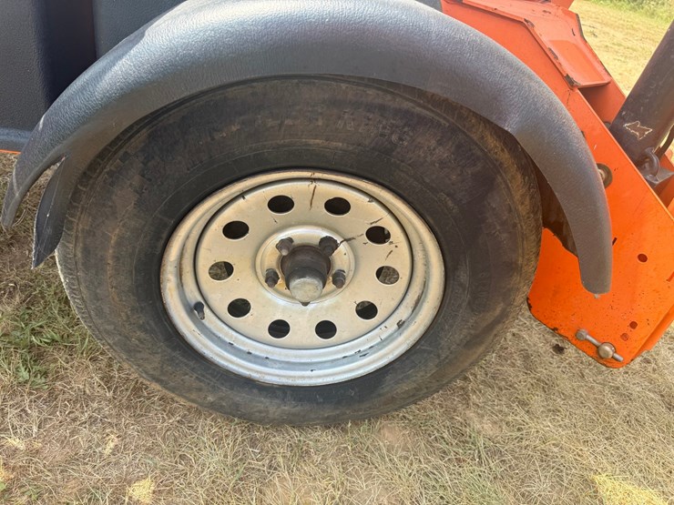 2016-jlg-t350-image-22