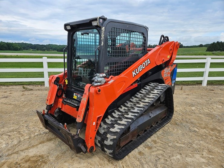 kubota-svl95-2s-image-1