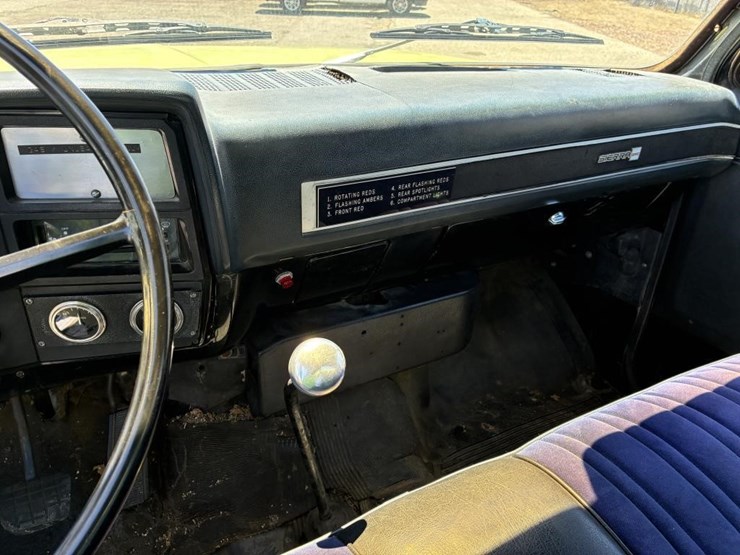 1983-gmc-c6000-firetruck-image-17
