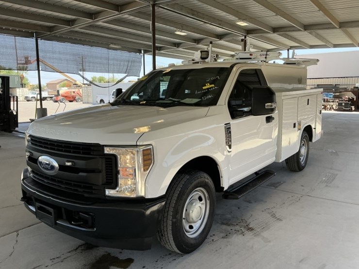 2019-ford-f250-image-4