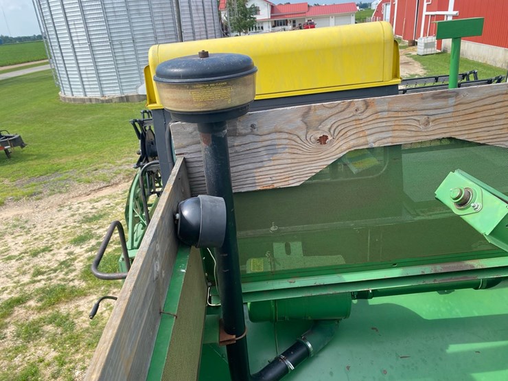 john-deere-4420-combine-image-48
