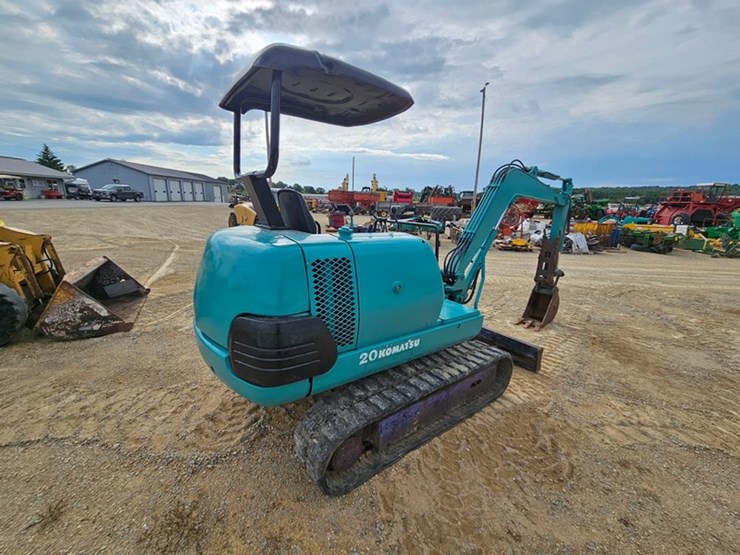 komatsu-pc20-image-5