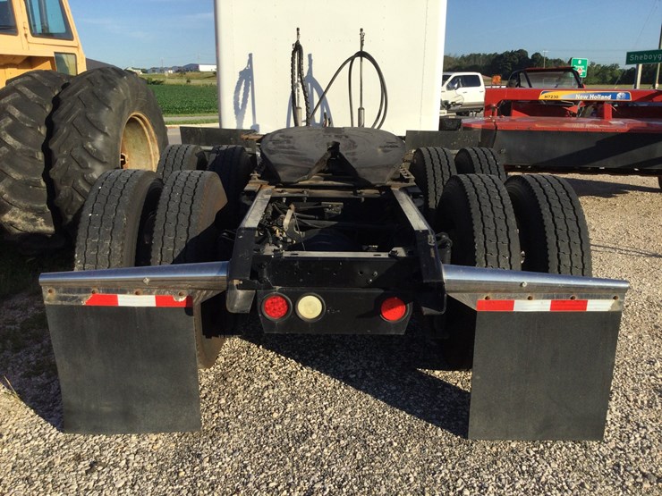 2006-kenworth-w900-image-10