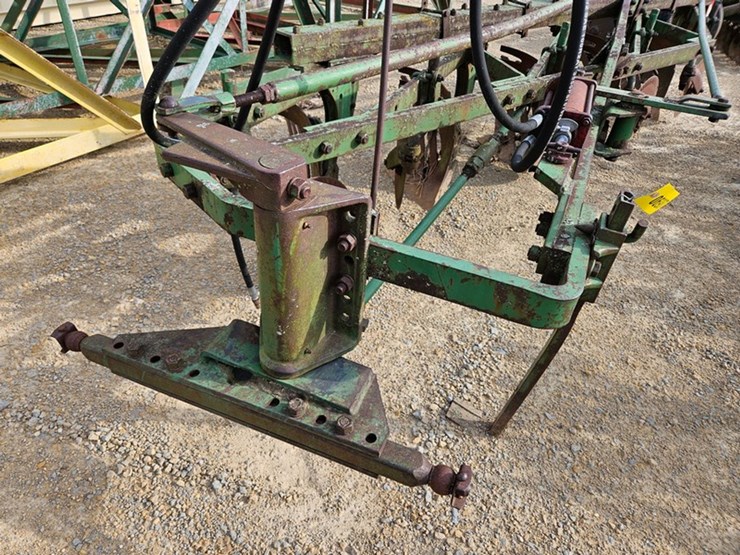 john-deere-5-image-8