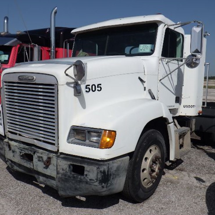 1998 FREIGHTLINER FLD112
