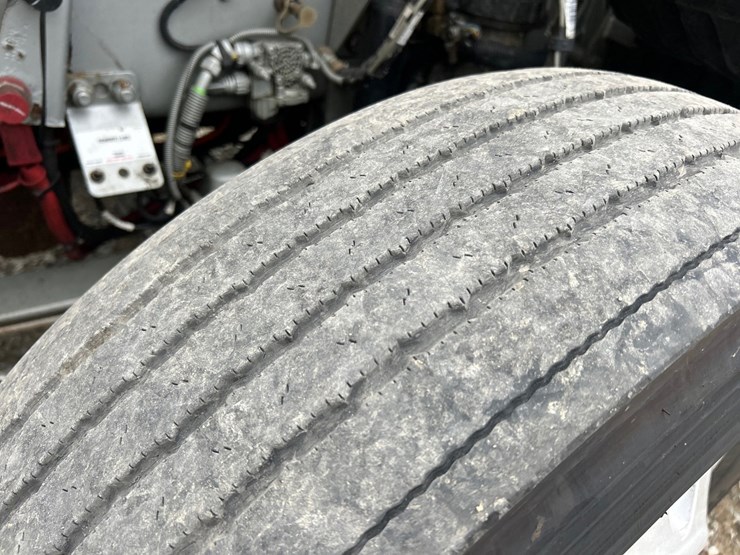 2017-kenworth-t660-image-78
