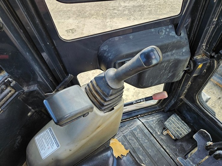 yanmar-vio45-image-28