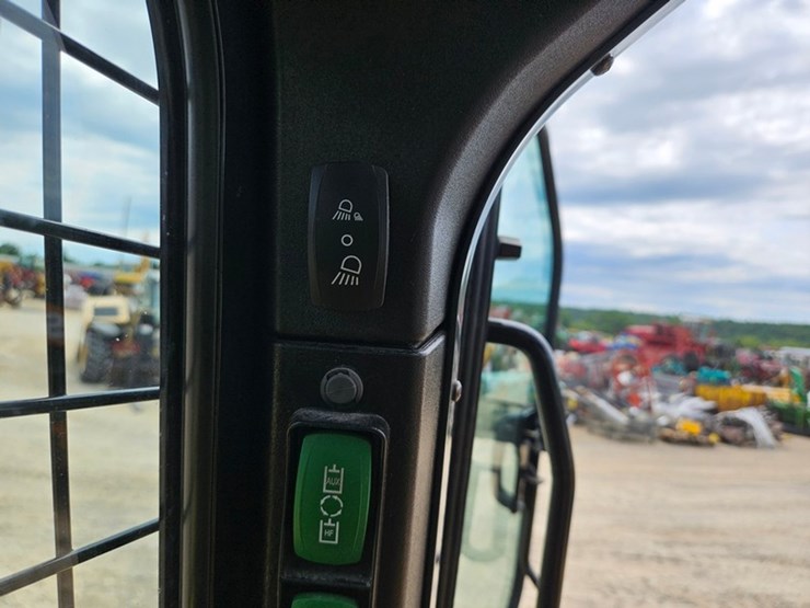 2020-wacker-neuson-sw32-image-29