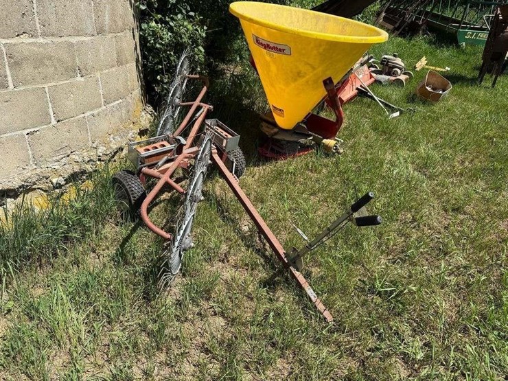 lawn-rake-image-4