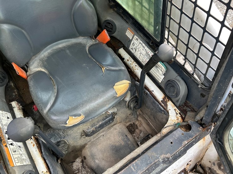 bobcat-t300-image-43