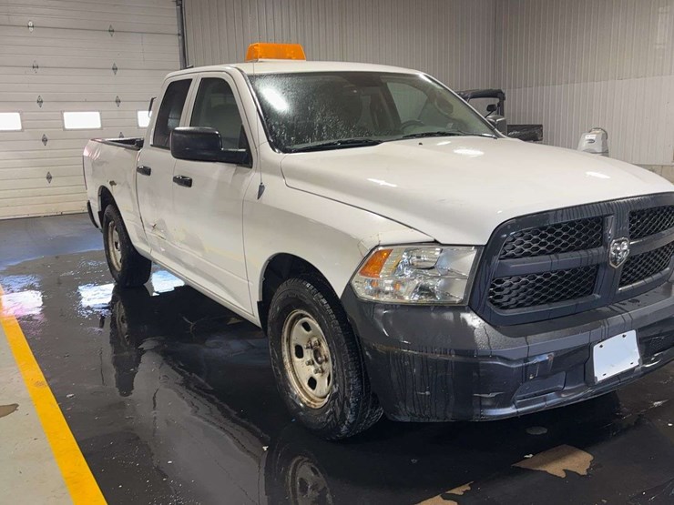 2014-dodge-1500-image-7