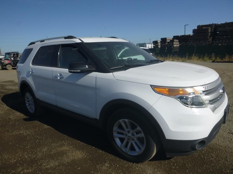 2014-ford-explorer-image-2