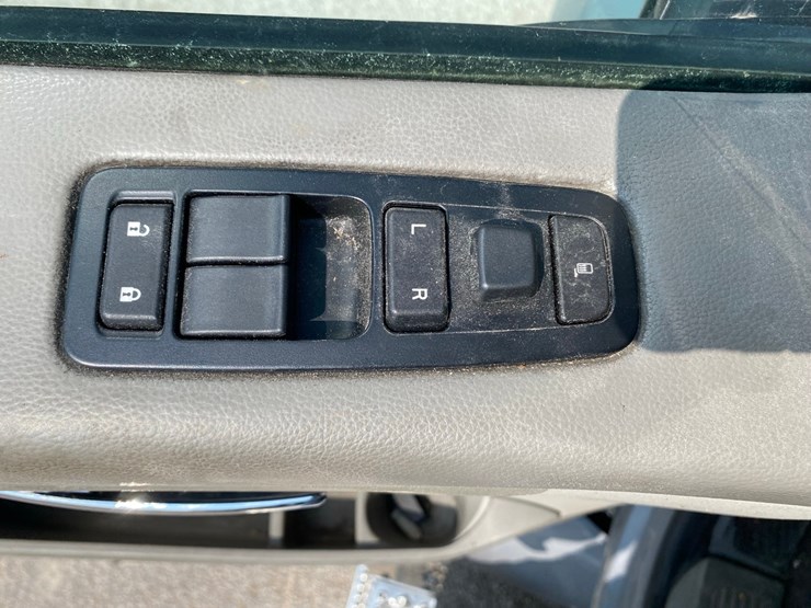 2019-peterbilt-579-image-73